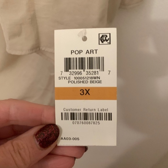 NWT Alfani pop art top beige 3x - Picture 10 of 10